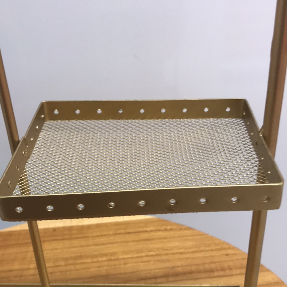 Gold painted jewelry organizer - Picture 3 of 5